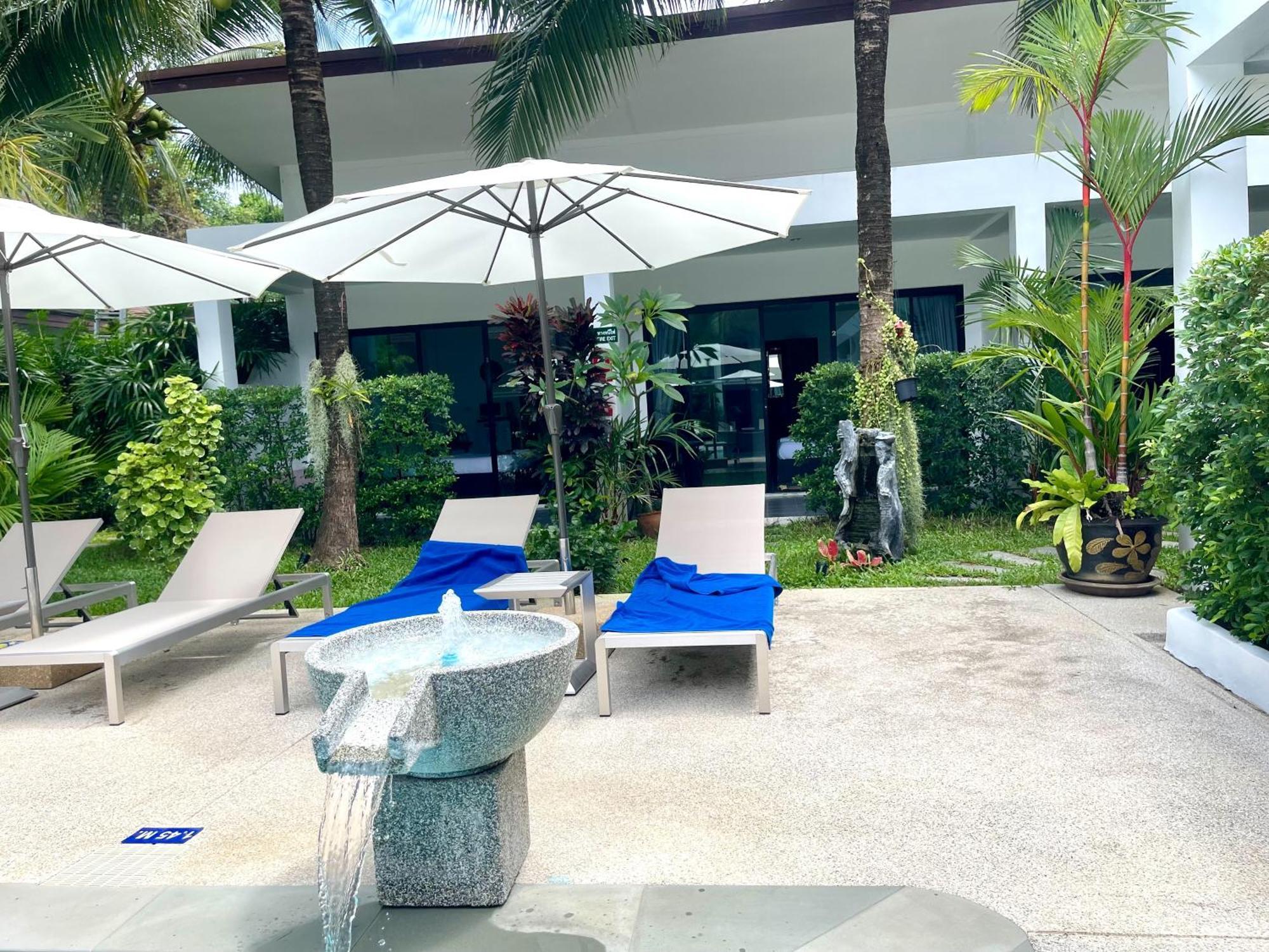 Lotus Bleu & Restaurant Tempat peranginan
