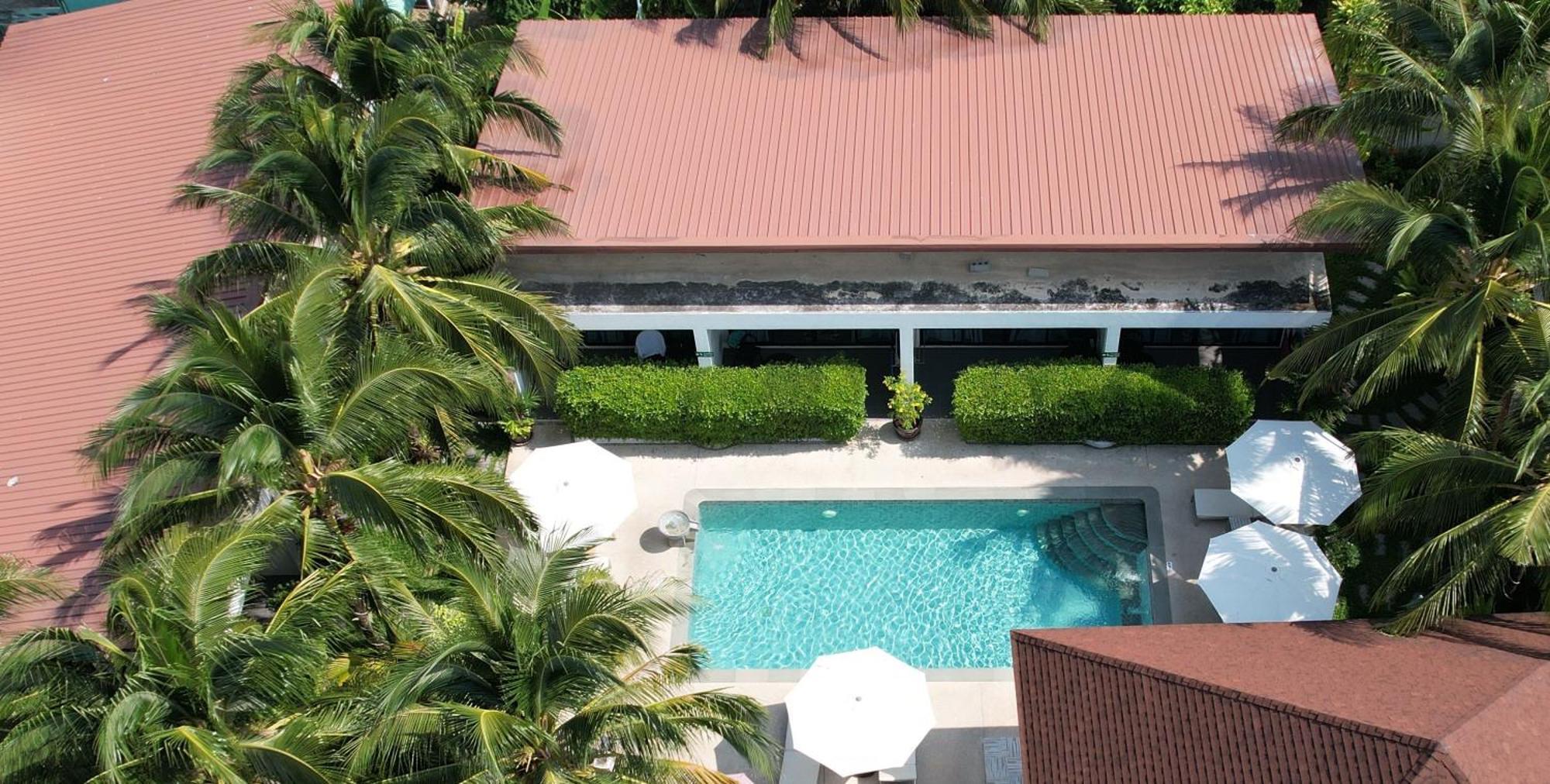 Lotus Bleu & Restaurant Tempat peranginan